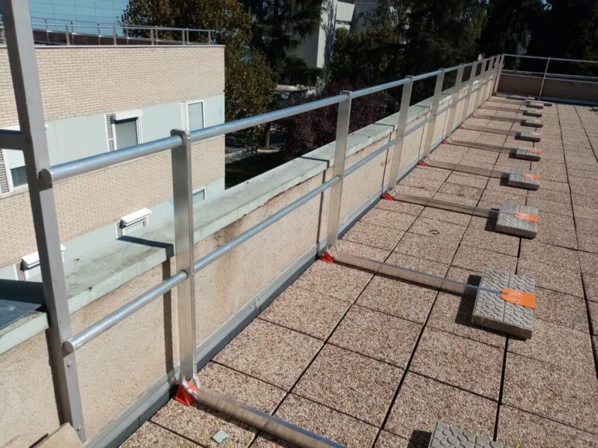 Alquiler con barandillas inseguras: pasos legales