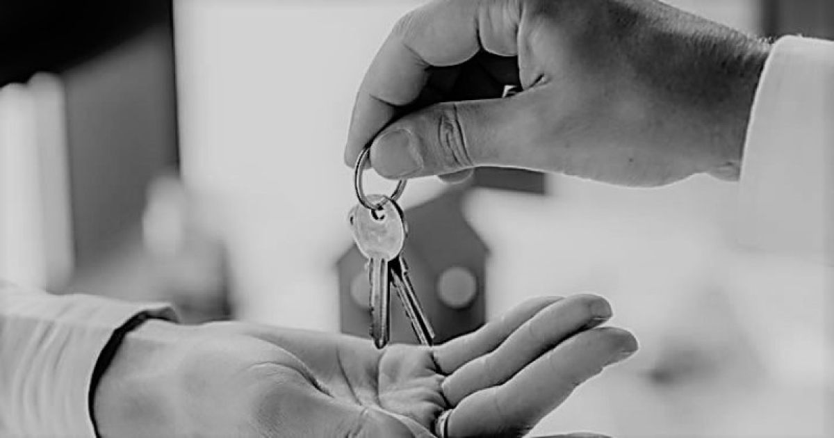 Cómo actuar si el casero no entrega las llaves