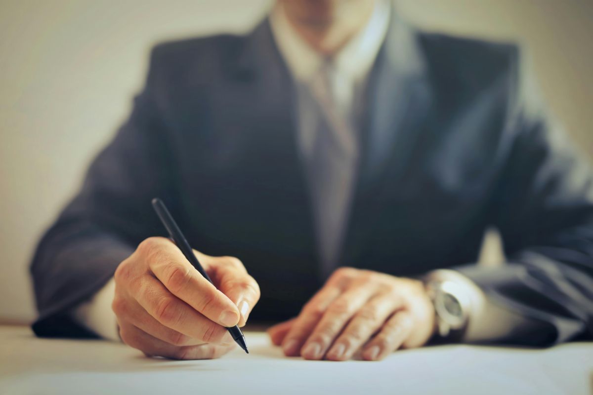 ¿Puedo denunciar a mi casero por incumplimiento de contrato?